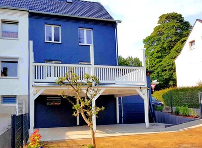 Einstoeckiger Balkon 167