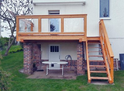 Einstoeckiger Balkon 162