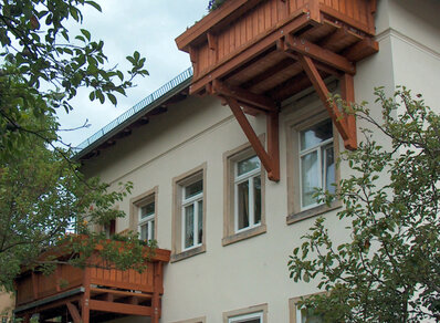 Historischer Hängebalkon 006