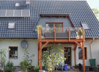 Einstoeckiger Balkon 086