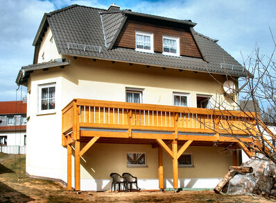 Einstöckiger Balkon 032