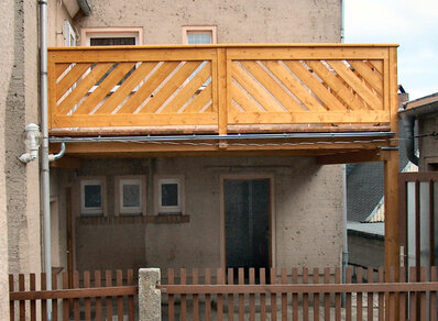 Einstöckiger Balkon 033