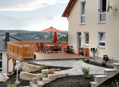 Einstoeckiger Balkon 050