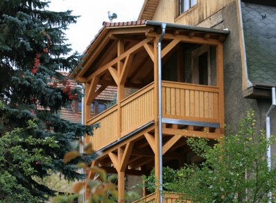 Mehrstoeckiger Balkon 033