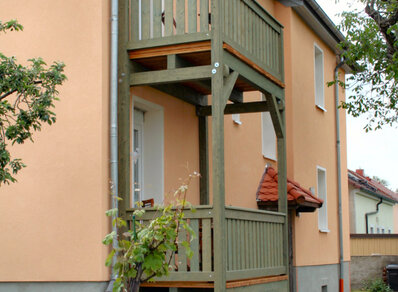 Mehrstoeckiger Balkon 051