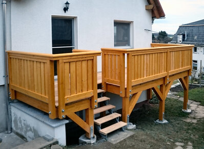 Einstoeckiger Balkon 129