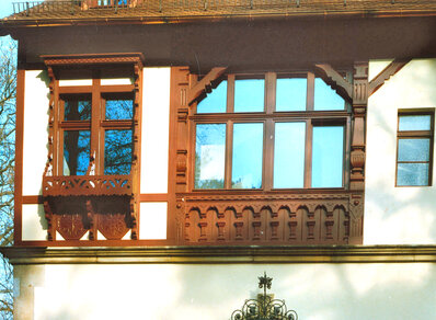 Historischer Hängebalkon 003