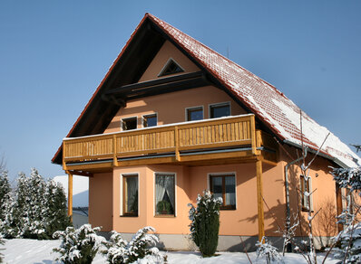 Einstoeckiger Balkon 056