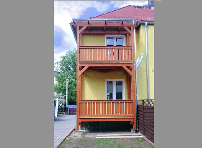 Mehrstoeckiger Balkon 057