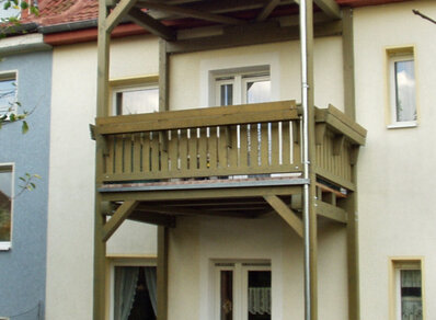 Mehrstoeckiger Balkon 053