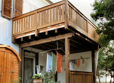 Einstöckiger Balkon 041