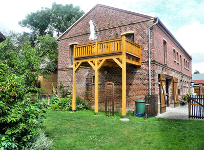 Einstoeckiger Balkon 098