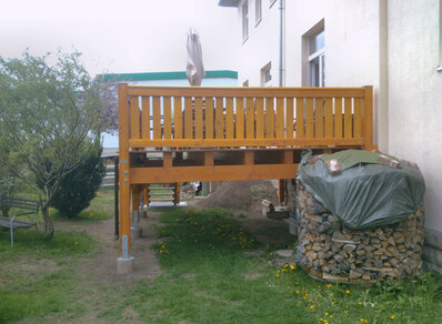 Einstoeckiger Balkon 094