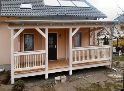 Einstoeckiger Balkon 146