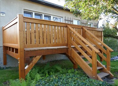 Einstoeckiger Balkon 168