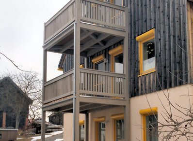 Mehrstoeckiger Balkon 044