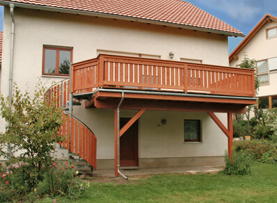 Einstoeckiger Balkon 061