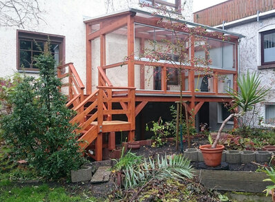 Einstoeckiger Balkon 125