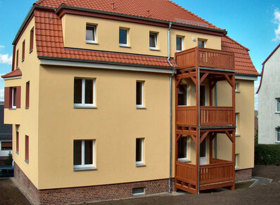 Mehrstoeckiger Balkon 024