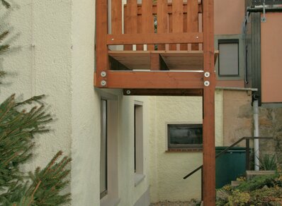 Einstoeckiger Balkon 063