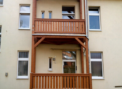Mehrstoeckiger Balkon 043