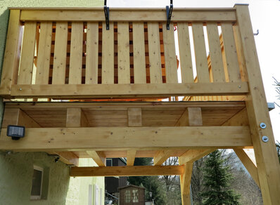 Einstoeckiger Balkon 081