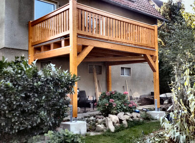 Einstoeckiger Balkon 117