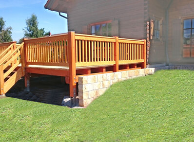 Einstoeckiger Balkon 113